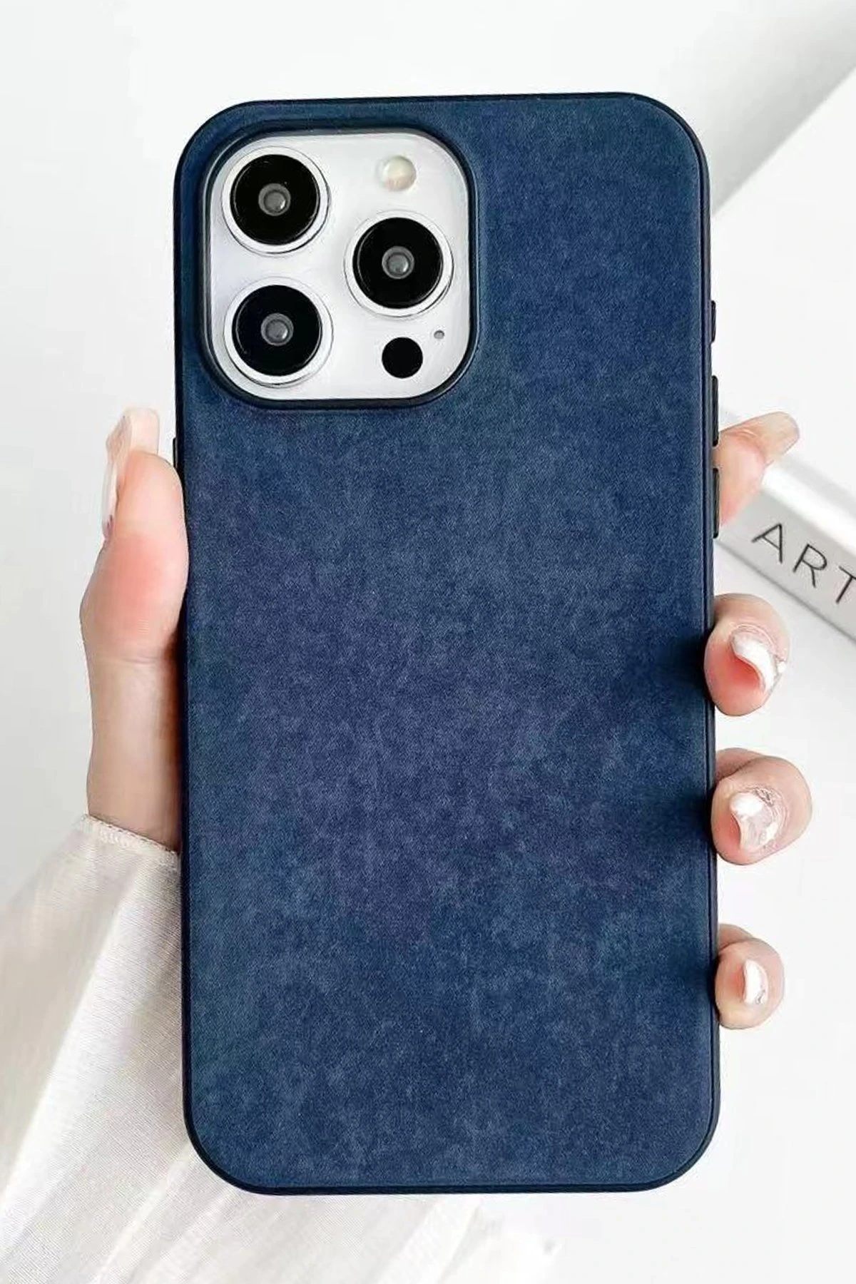 newface-iphone-15-pro-kilif-karen-magsafe-kapak-lacivert-default Uray store Apple iPhone 15 Pro Kılıf Karen Magsafe Kapak - Lacivert - Görsel 1