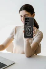 Uray store Samsung Galaxy S25 Ultra Kılıf Pars Lens Yüzüklü Silikon - Siyah - Görsel 3