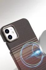 Uray store Apple iPhone 11 Vega Magsafe Kapak - Siyah - Görsel 2