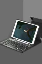 Uray store Apple iPad 10.2 (9.nesil) Kılıf KC01 Smart Klavyeli Tablet Kılıfı - Siyah
